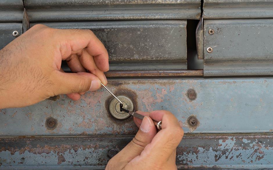 cout intervention serrurier Thiers-sur-Thève